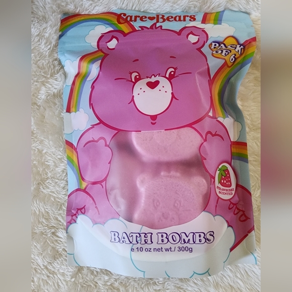 Care❤ Bears Bath Bombs with Strawberry 🍓 scent - Picture 1 of 5